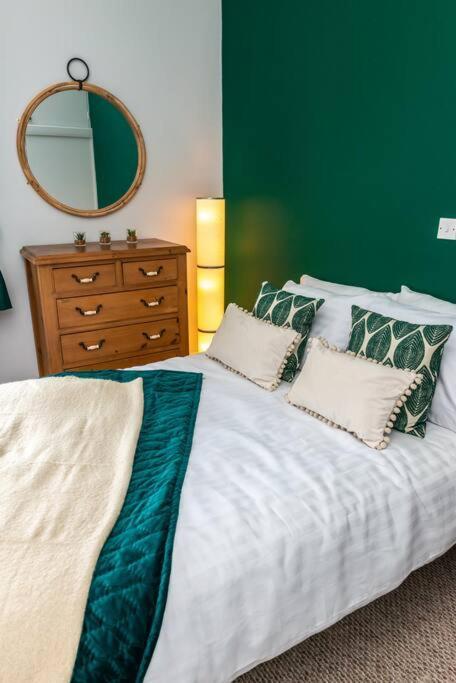 * Popular * Stunning Quiet Apartment By The Sea Torquay Exterior foto